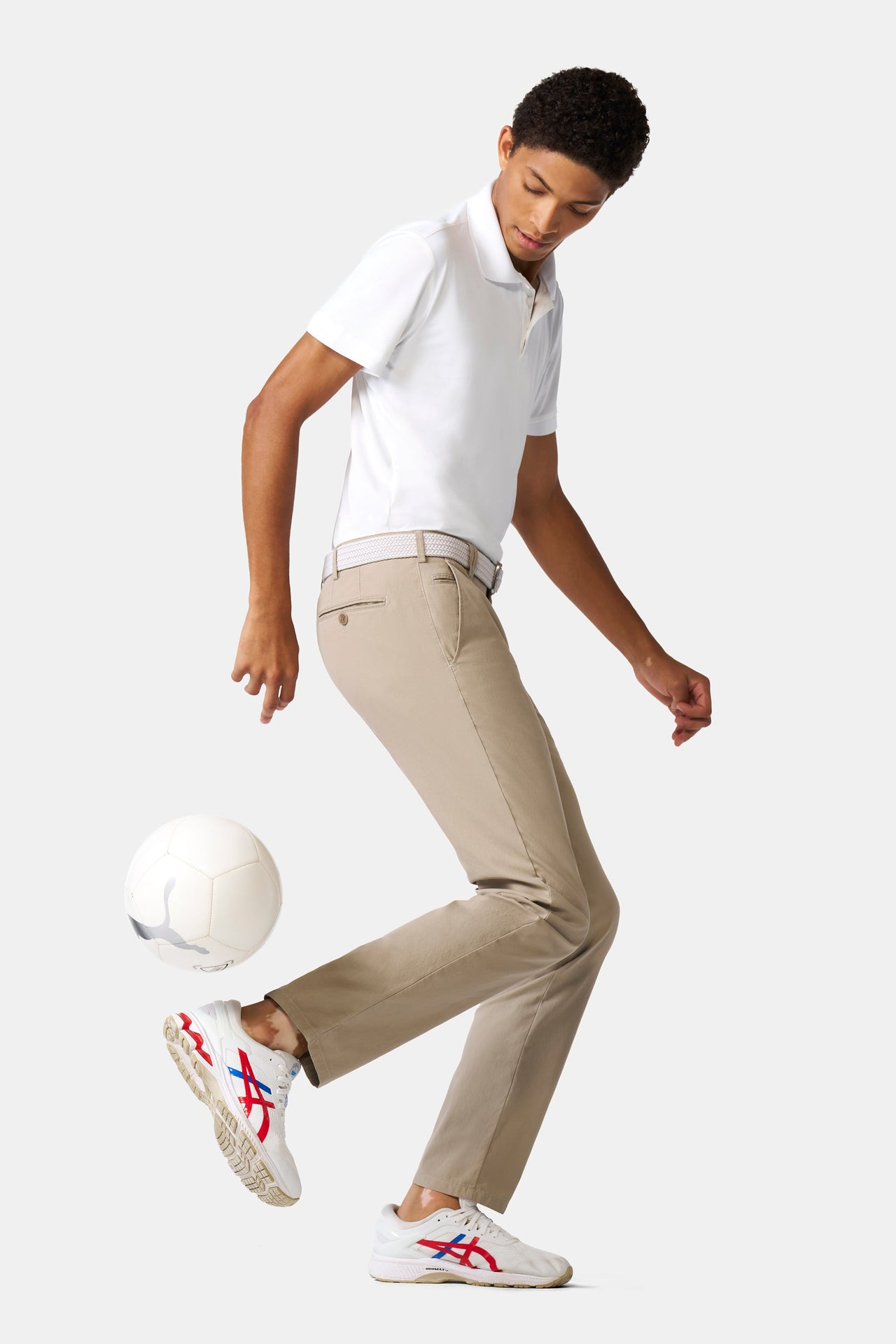 Bonn 1-8123 ACTIVE ∙ MICROFANCY