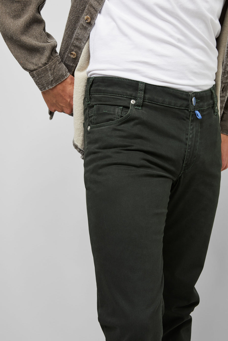 SLIM 9-6106 HIGH PERFORMANCE SATIN