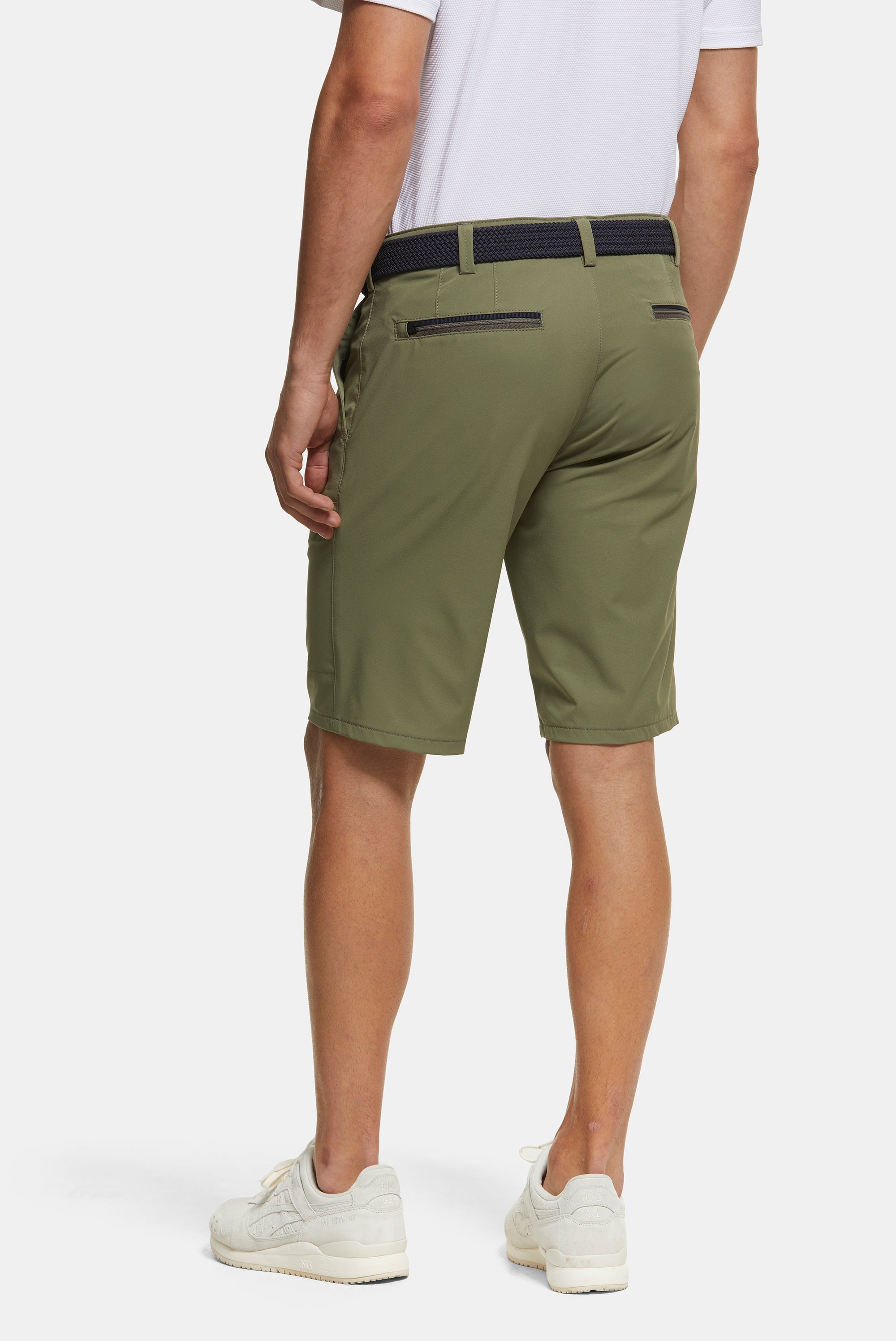 B-Arran 1-8070 ACTIVE • SHORT