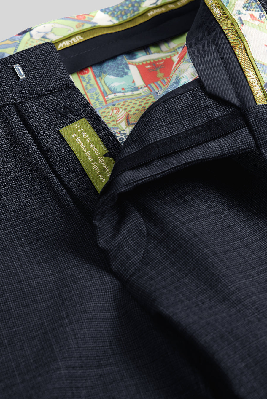 Bonn 1-2030 MICRO PATTERN